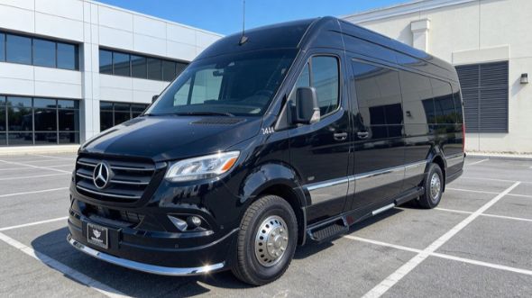10 passenger sprinter van new york city