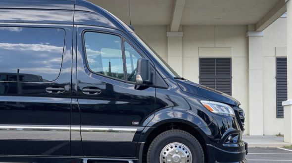 12 passenger sprinter van new york city