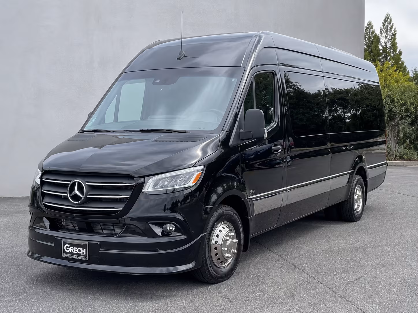 corporate group airport sprinter van transfers from jfk laguardia and newark liberty