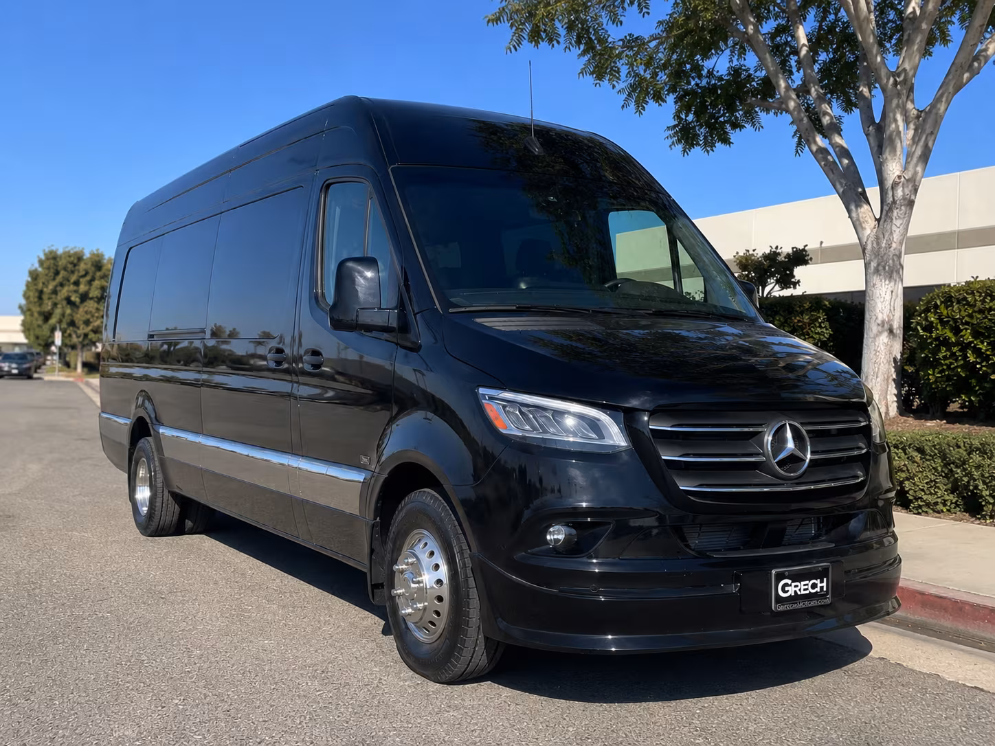 find the perfect transportation for your next wedding 2