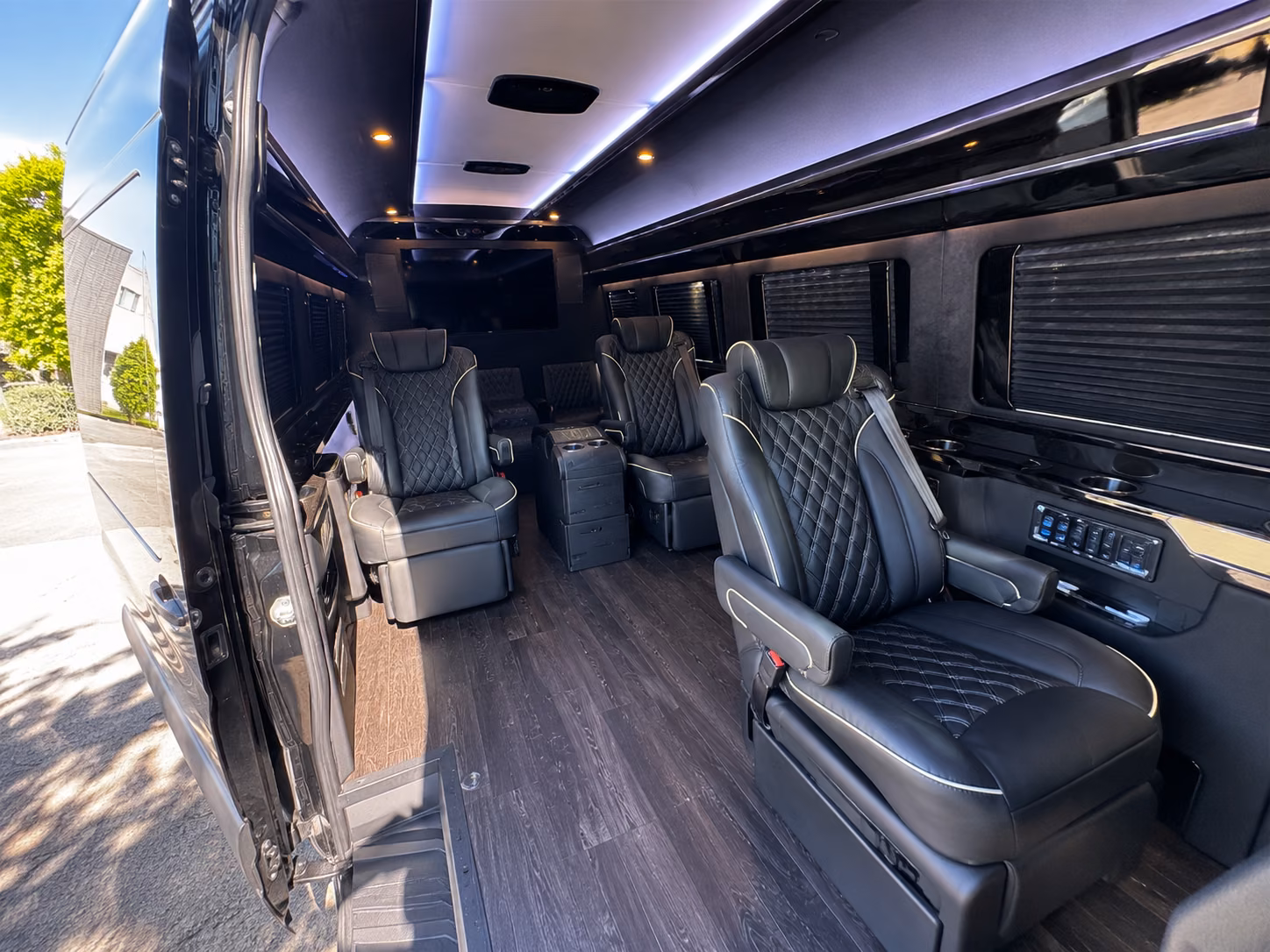 new york city 10 passenger sprinter van inside