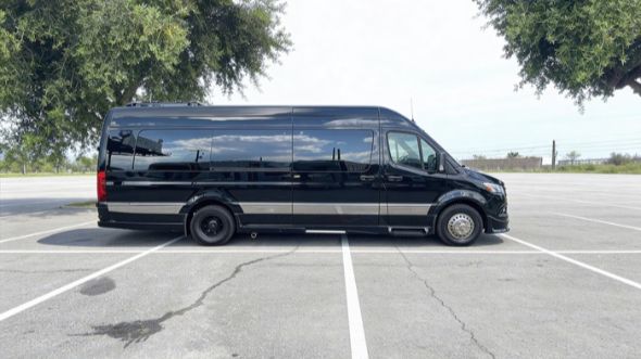 sprinter limousine new york city